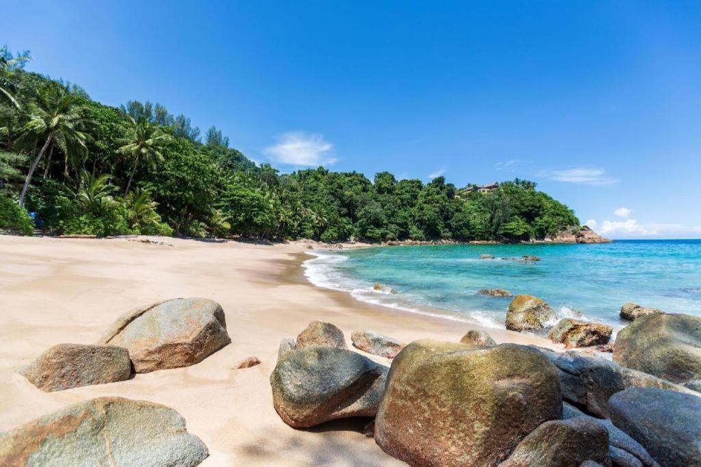Azure Bangla Phuket Hotel Patong Buitenkant foto