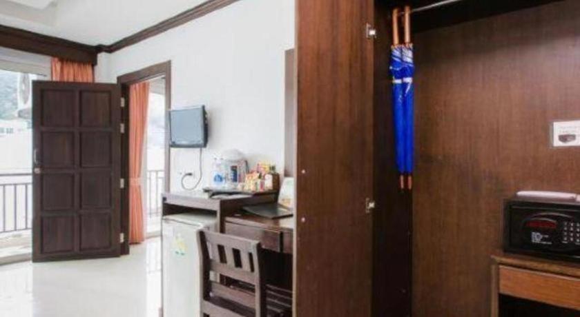 Azure Bangla Phuket Hotel Patong Buitenkant foto