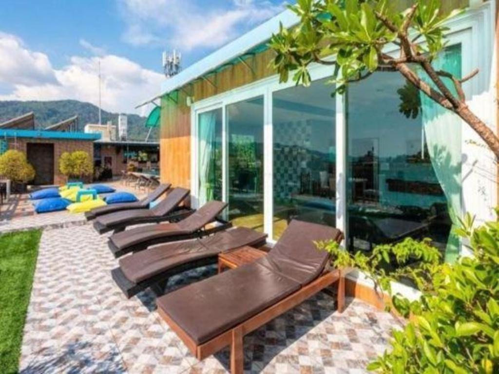 Azure Bangla Phuket Hotel Patong Buitenkant foto
