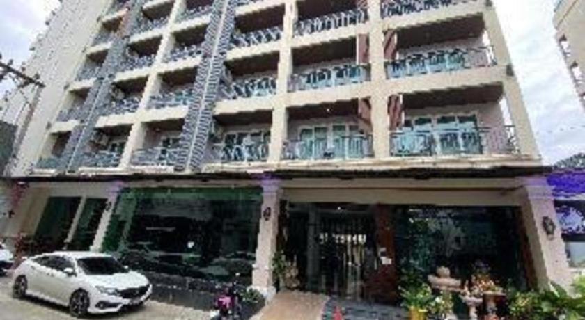 Azure Bangla Phuket Hotel Patong Buitenkant foto