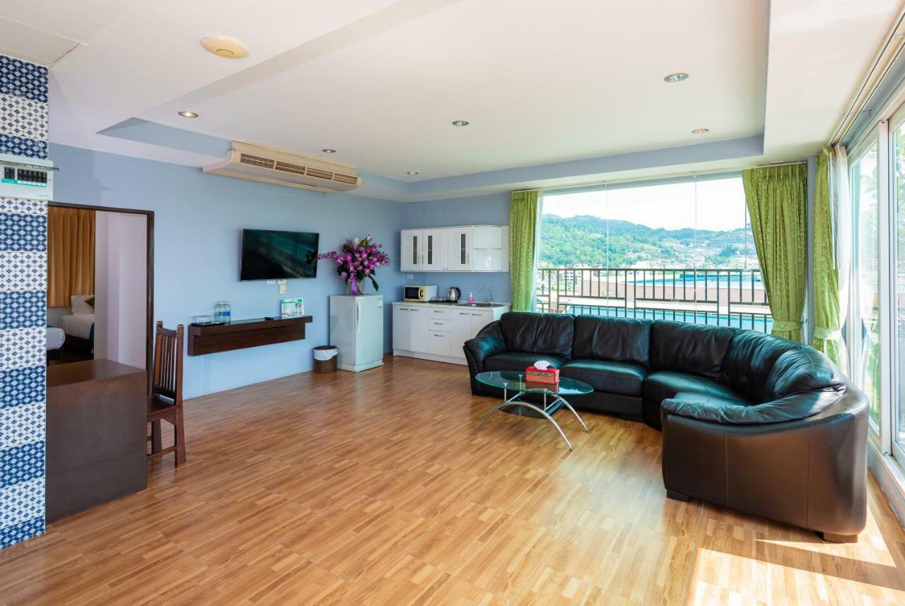 Azure Bangla Phuket Hotel Patong Buitenkant foto